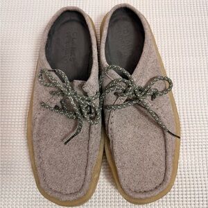 Title:
Clarks Originals Wallabee Shoes Womens 8.5 Taupe Suede Crepe Sole